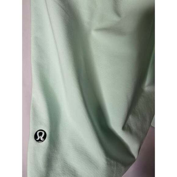 Lululemon Mens Daily Shorts Size 32 Mint Green Belt Loops Athleisure - Picture 3 of 11